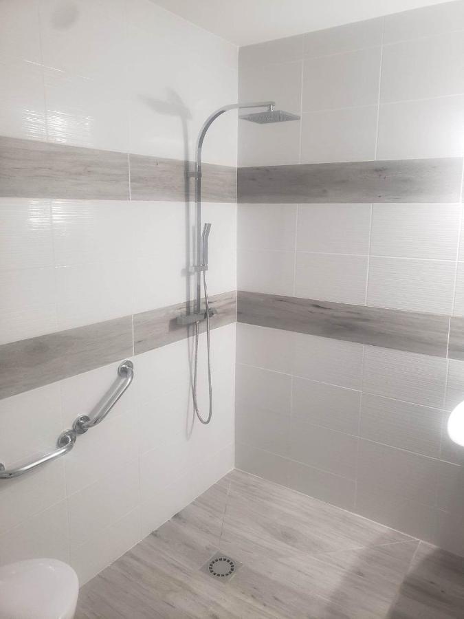 L'Aventure Hotel Morcenx Szoba fotó